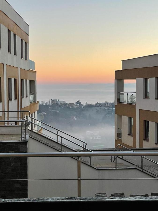 Londof Luxury Apartments - With A Panoramic View Over The City 브라쇼브 외부 사진