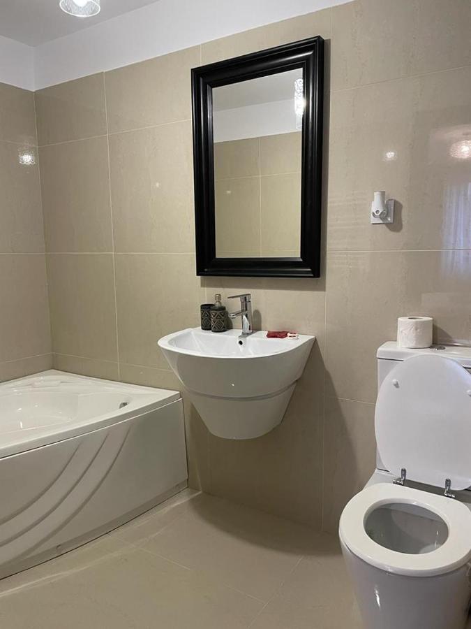 Londof Luxury Apartments - With A Panoramic View Over The City 브라쇼브 외부 사진