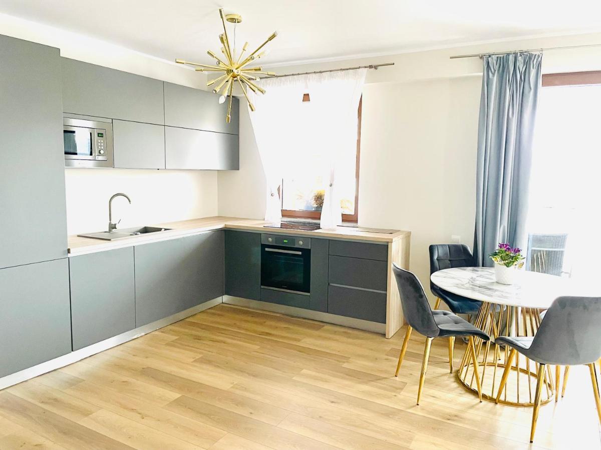 Londof Luxury Apartments - With A Panoramic View Over The City 브라쇼브 외부 사진